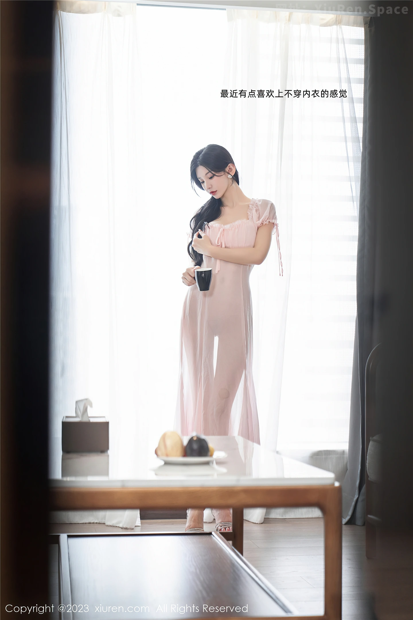 图片[2]-[XiuRen秀人网]VOL.7615 女神周于希Sally私房性感粉色薄纱长裙透视秀惹火身材诱惑写真120P-秀人网官方网站